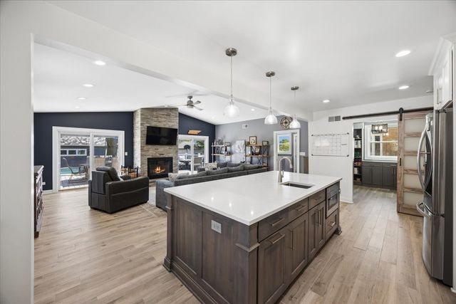 5613 N Nottingham Avenue, Chicago, IL 60631
