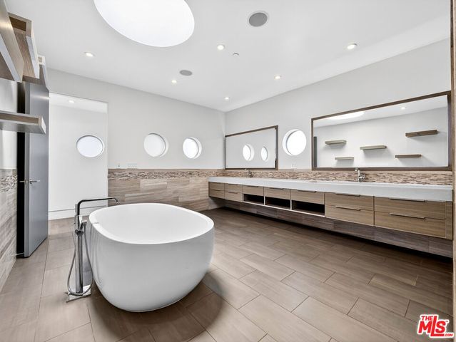 770 Paseo Miramar, Pacific Palisades, CA 90272