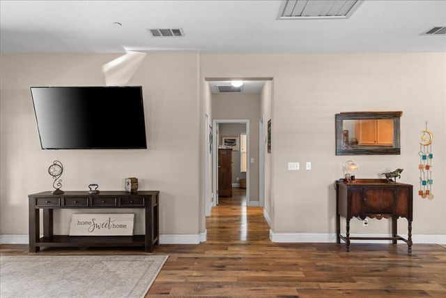 1009 Fairmont Ct, Modesto, CA 95354