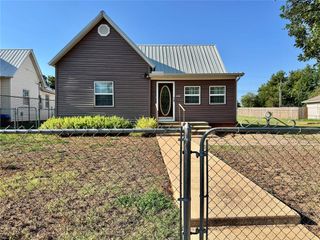 1007 W Colorado Avenue, Chickasha, OK 73018