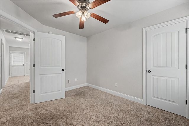 1208 W Berkeley Avenue, Rogers, AR 72758