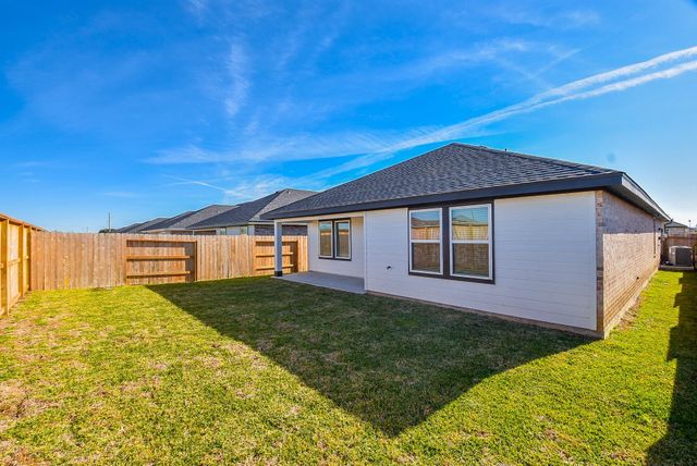 5146 Sunset Oaks Drive, Arcola, TX 77545