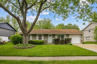 412 Krause Avenue, Streamwood, IL 60107