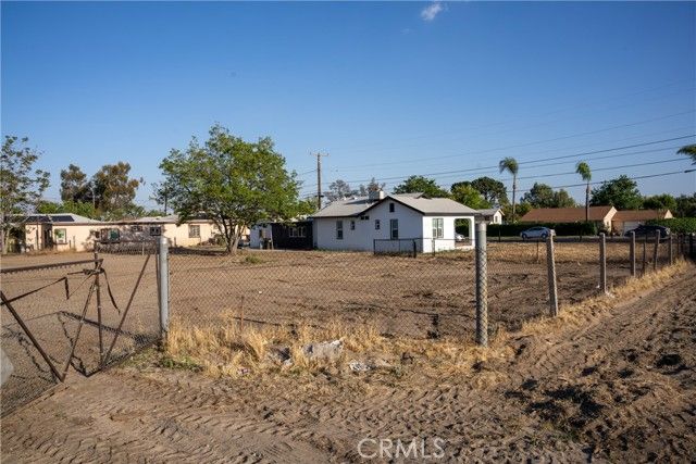 2505 N State, San Bernardino, CA 92407