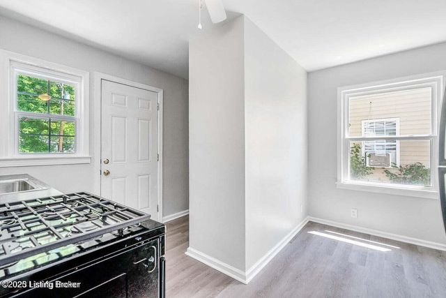 2637 Olive St, Louisville, KY 40210