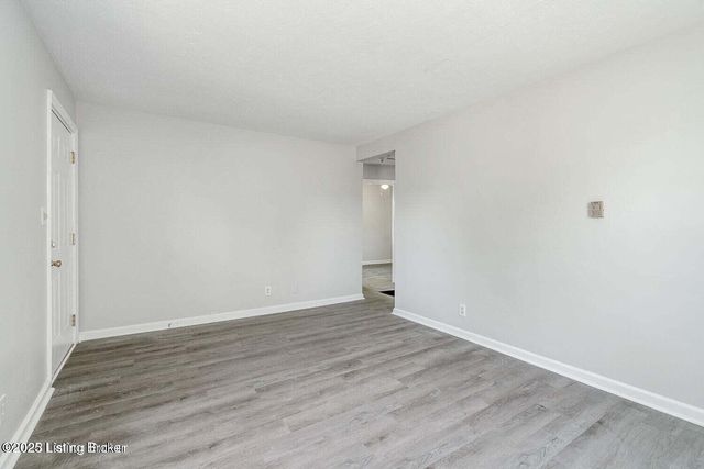 2637 Olive St, Louisville, KY 40210