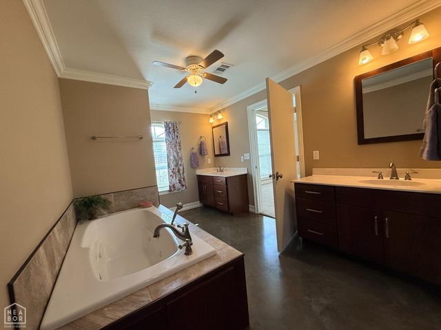 3603 Stone Ridge Drive, Paragould, AR 72450