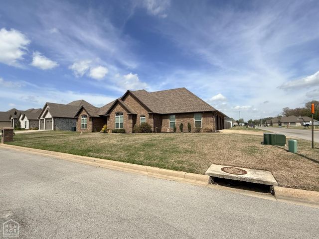 3603 Stone Ridge Drive, Paragould, AR 72450