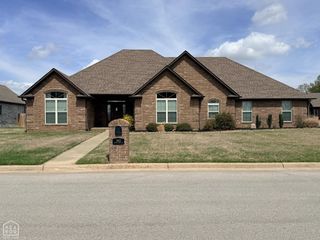 3603 Stone Ridge Drive, Paragould, AR 72450