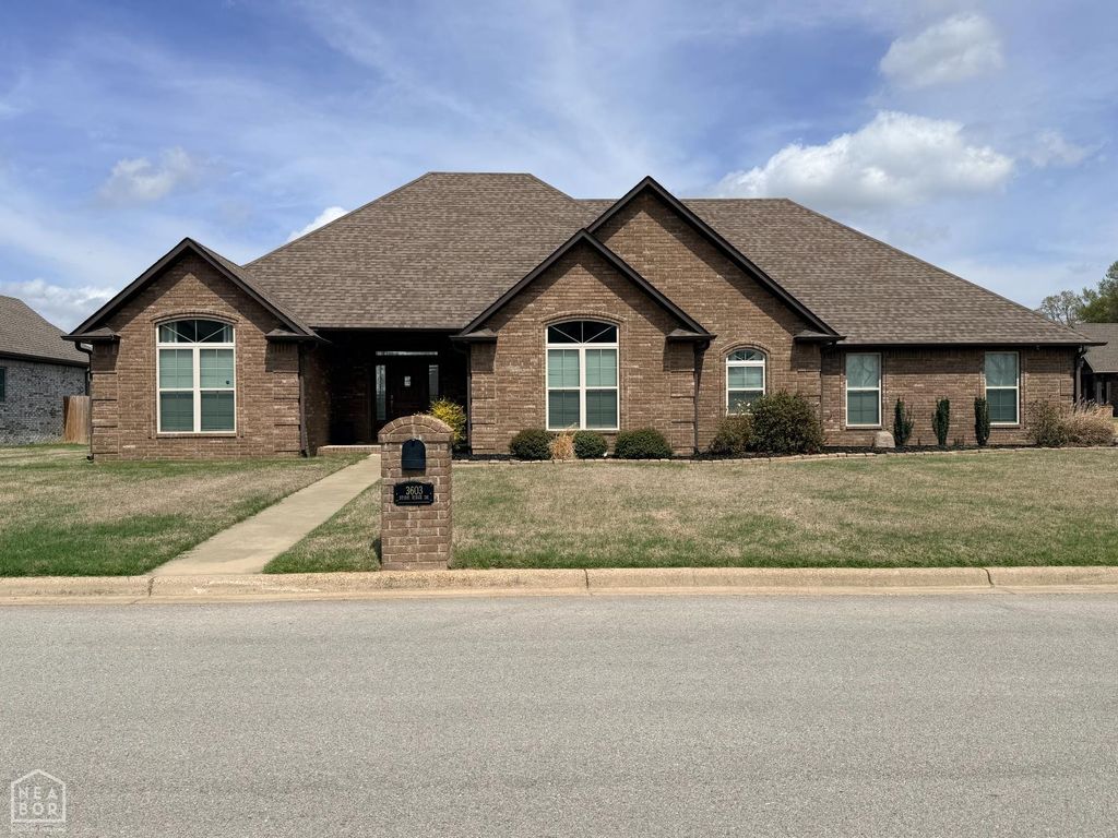 3603 Stone Ridge Drive, Paragould, AR 72450