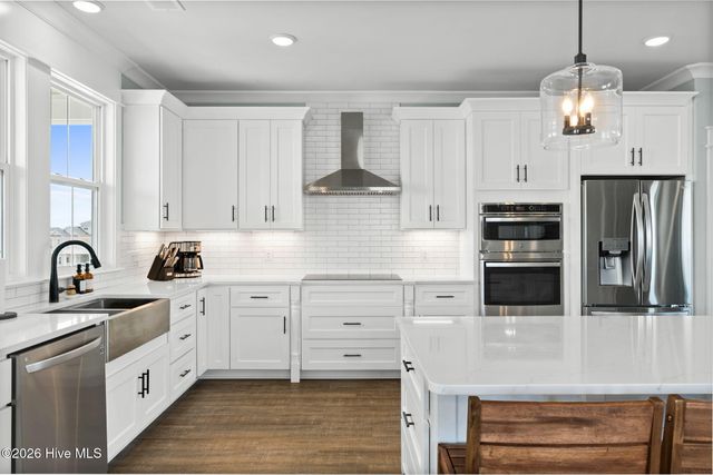 484 Emerald Valley Drive, Shallotte, NC 28470