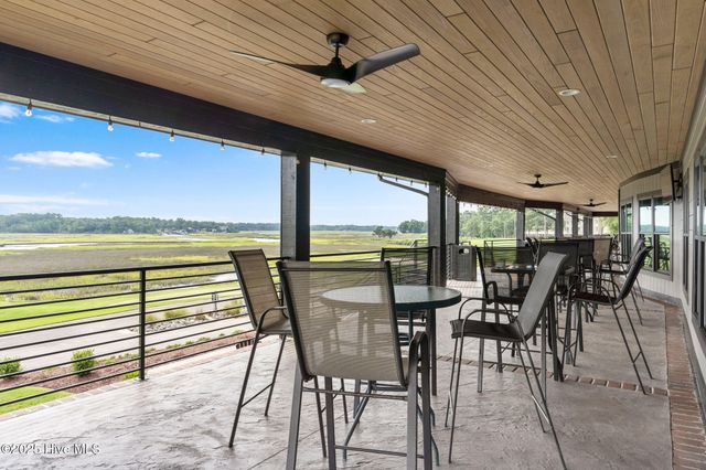 484 Emerald Valley Drive, Shallotte, NC 28470