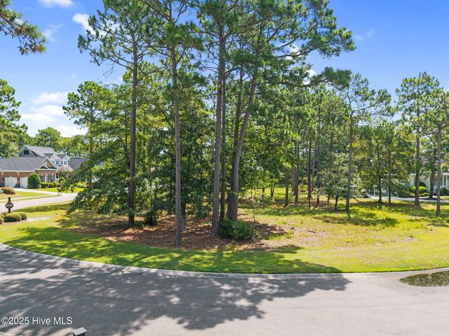 484 Emerald Valley Drive, Shallotte, NC 28470