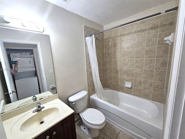 20023 SW 123rd Ave, Miami, FL 33177