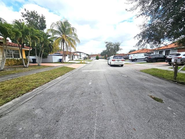 20023 SW 123rd Ave, Miami, FL 33177