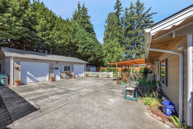 4317 106th Place NE, Marysville, WA 98271