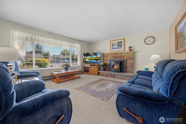 4317 106th Place NE, Marysville, WA 98271