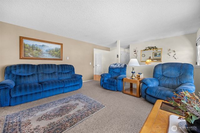 4317 106th Place NE, Marysville, WA 98271