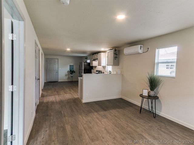 2320 N Atlanta Place, Tulsa, OK 74110