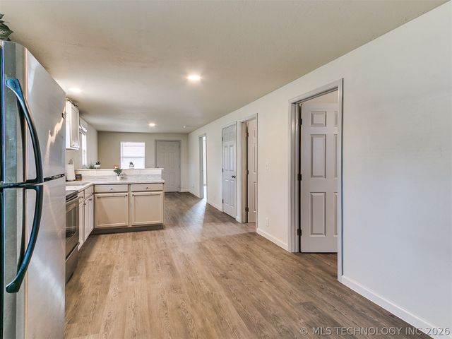 2320 N Atlanta Place, Tulsa, OK 74110