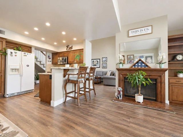 1724 Avenida De Suenos, Oceanside, CA 92056