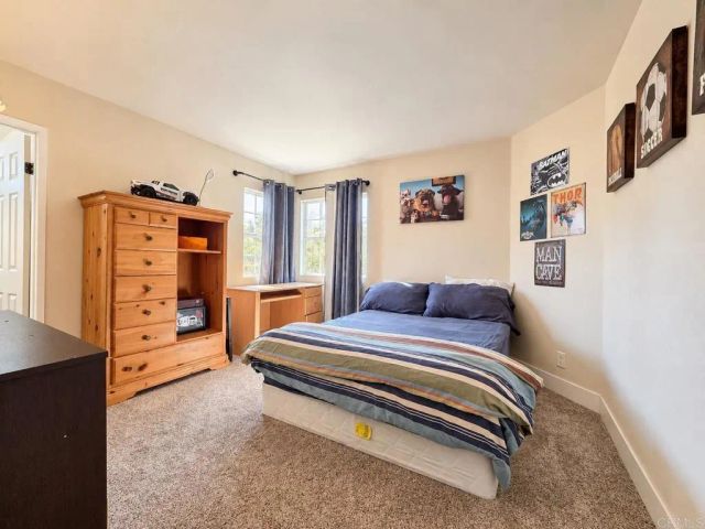1724 Avenida De Suenos, Oceanside, CA 92056