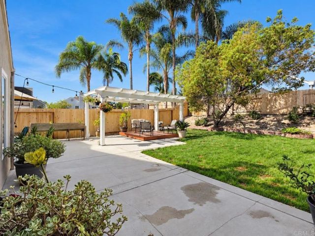1724 Avenida De Suenos, Oceanside, CA 92056