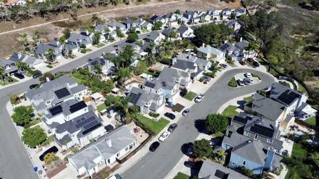 1724 Avenida De Suenos, Oceanside, CA 92056