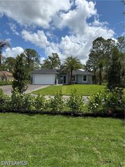 2232 Kean CT, Naples, FL 34117