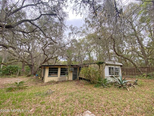 119 TWIN LAKES Road, Hawthorne, FL 32640