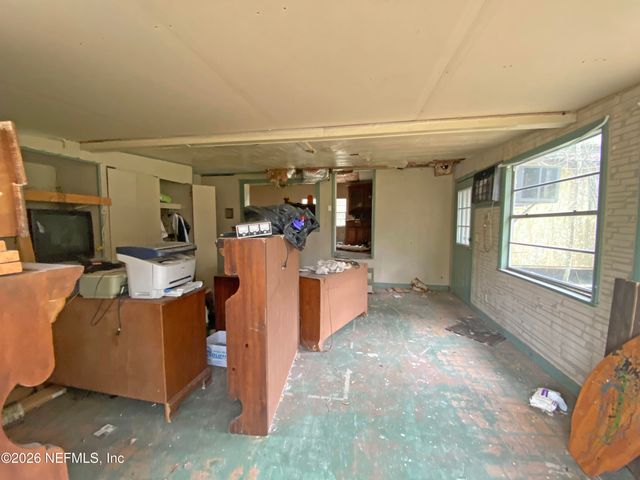 119 TWIN LAKES Road, Hawthorne, FL 32640