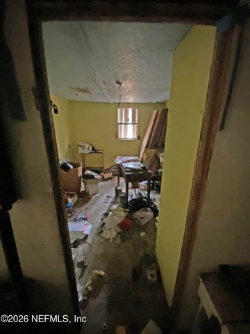 119 TWIN LAKES Road, Hawthorne, FL 32640