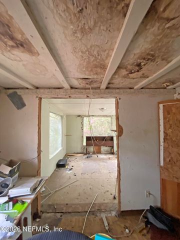 119 TWIN LAKES Road, Hawthorne, FL 32640