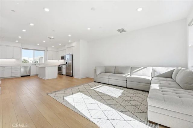 1637 west lincoln ave unit 103, Anaheim, CA 92801