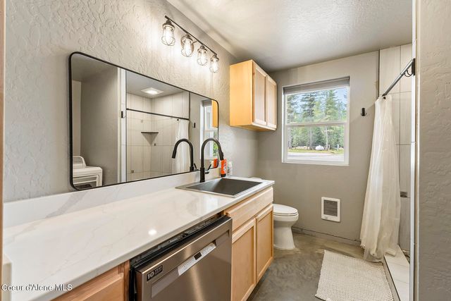 33254 N Riffle RD, Spirit Lake, ID 83869