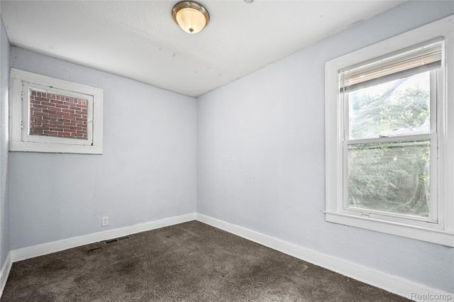 16201 Turner Street, Detroit, MI 48221