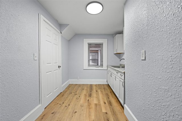 16201 Turner Street, Detroit, MI 48221