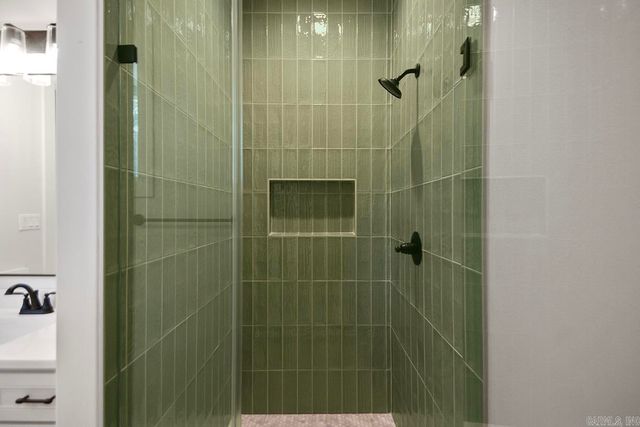 17105 Valley View Loop, Roland, AR 72135