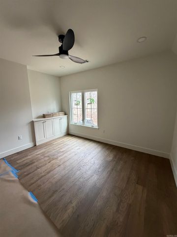 1078 Sungate Drive, Alexander, AR 72002