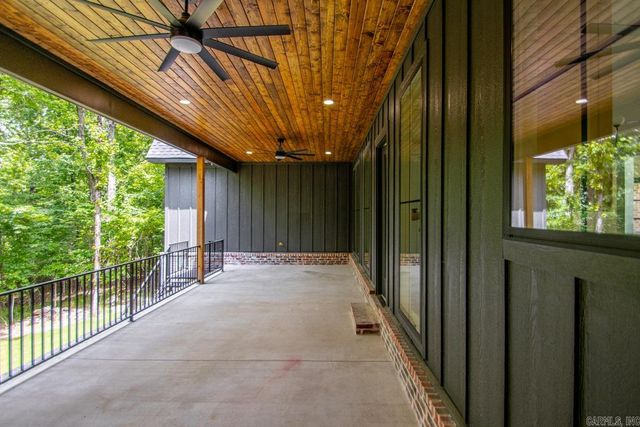 1078 Sungate Drive, Alexander, AR 72002