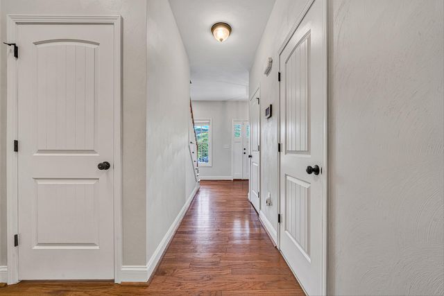 4235 Berkeley Place DR, Roanoke, VA 24018
