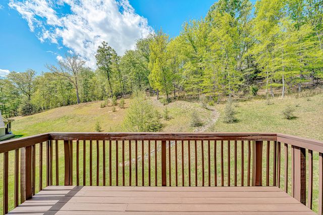 4235 Berkeley Place DR, Roanoke, VA 24018