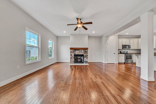 4235 Berkeley Place DR, Roanoke, VA 24018