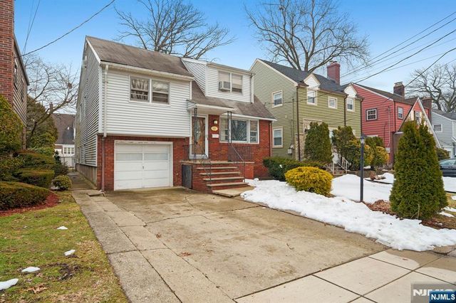 49 New Brier Lane, Clifton, NJ 07012