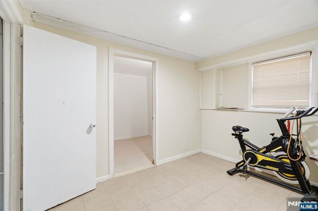 49 New Brier Lane, Clifton, NJ 07012