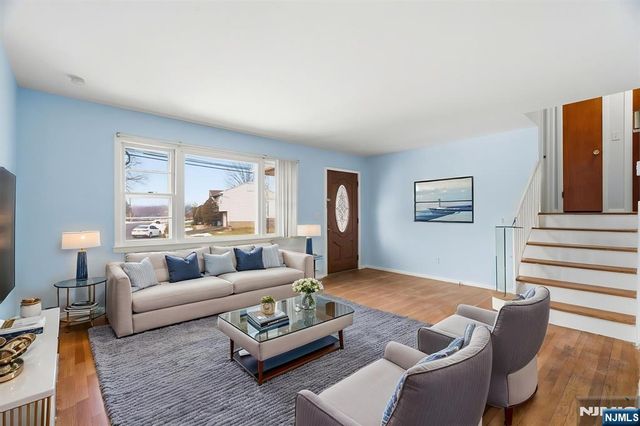 49 New Brier Lane, Clifton, NJ 07012