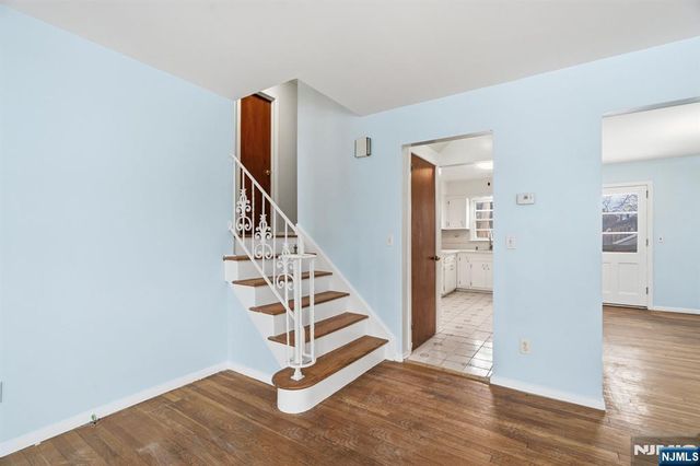 49 New Brier Lane, Clifton, NJ 07012