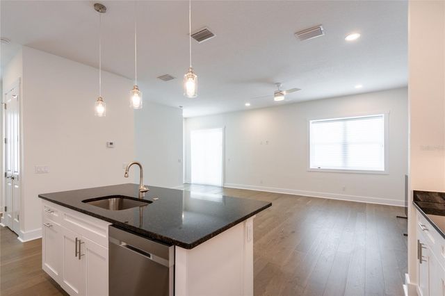 835 OAK BEND LANE, Dunedin, FL 34698