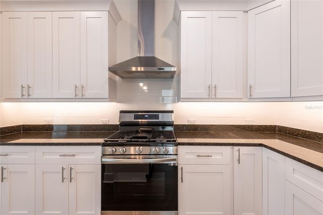 835 OAK BEND LANE, Dunedin, FL 34698