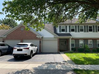 151 Brookston Drive A2, Schaumburg, IL 60193